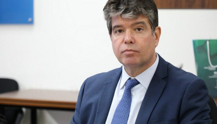 18_58_35_Deputado_Federal_Ruy_Carneiro-e1703105069177-750x430