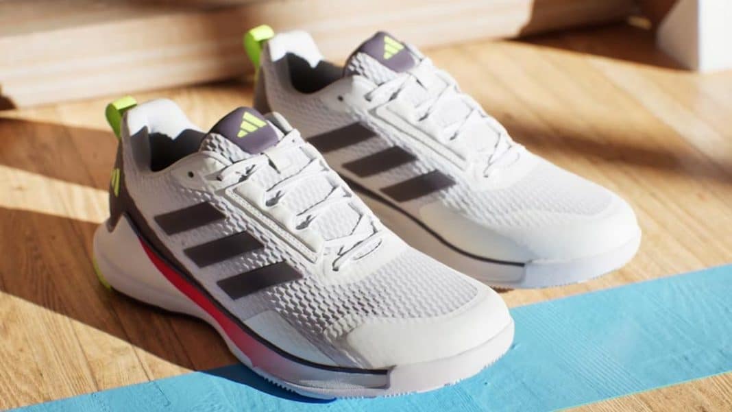 Adidas samba, superstar e mais tênis Adidas com até 45% OFF