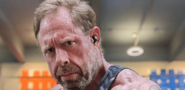 Homem mata própria mãe após conversas 'paranoicas' com ChatGPT Stein-Erik Soelberg, 56, vivia na mesma casa que a mãe em Greenwich, em Connecticut