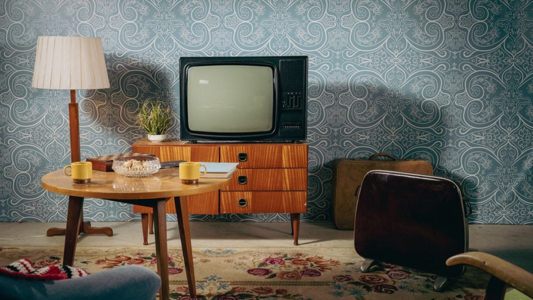 Que fim levou a Telefunken, marca icônica que era sinônimo de TV durável?
