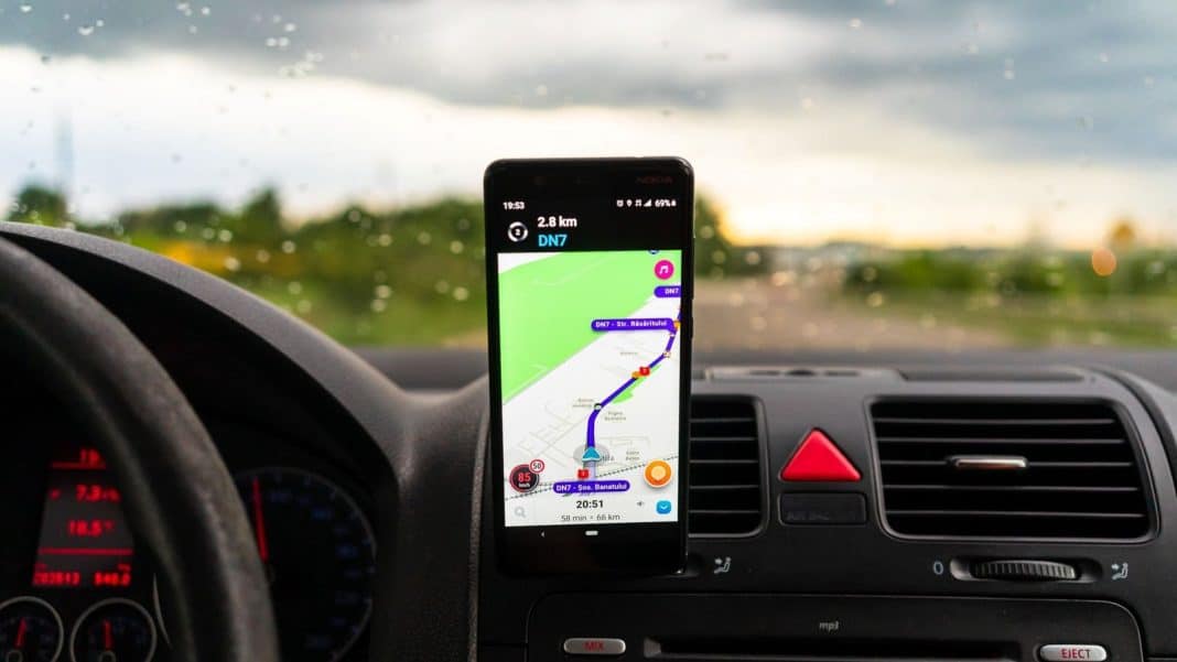 Waze deve parar de funcionar em smartphones antigos