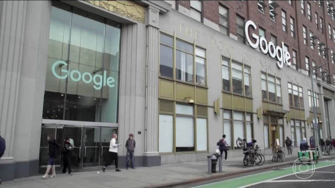 Google faz 27 anos e relembra seu primeiro logo, criado por uma brasileira