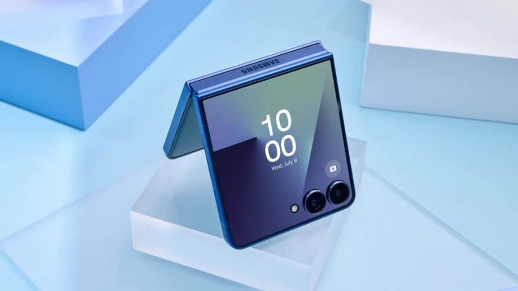 Oportunidade: smartphone Samsung Galaxy Z Flip 7 de 512GB com Oportunidade: smartphone Samsung Galaxy Z Flip 7 de 512GB com 40% OFF no site oficial da marca