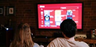 Copa do Mundo: entenda a 'sopa de letrinhas' na hora de escolher a TV para assistir aos jogos LED, OLED ou QLED: guia para entender as siglas das TVs 4K