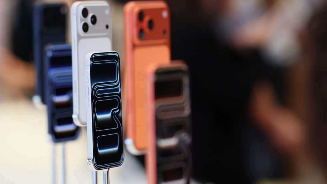 Trocar a tela do iPhone 17 custa mais de R$ 1.600; confira preços