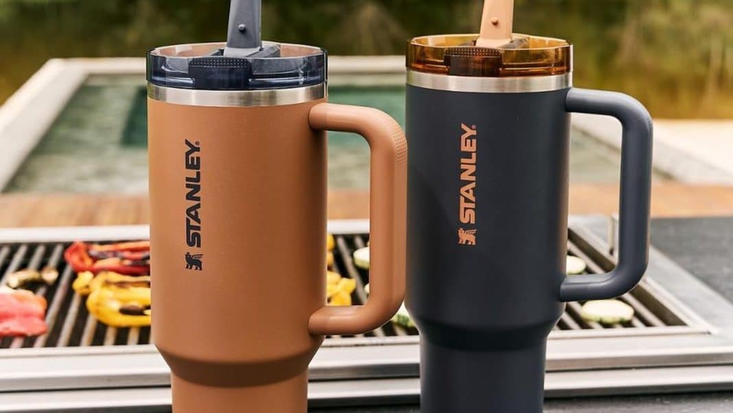 Novos modelos de garrafas e copos Stanley na Black Friday Novos modelos de garrafas e copos Stanley na Black Friday da Amazon; confira as oportunidades