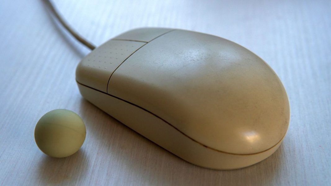 Que fim levou o mouse de bolinha, clássico periférico dos Que fim levou o mouse de bolinha, clássico periférico dos anos 2000?