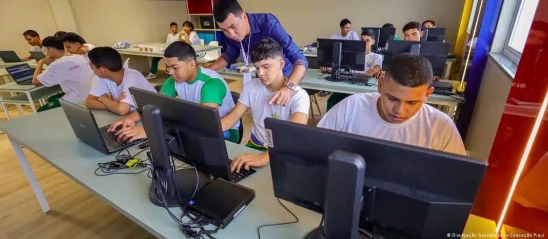 IA no Piauí: Disciplina obrigatória na rede pública