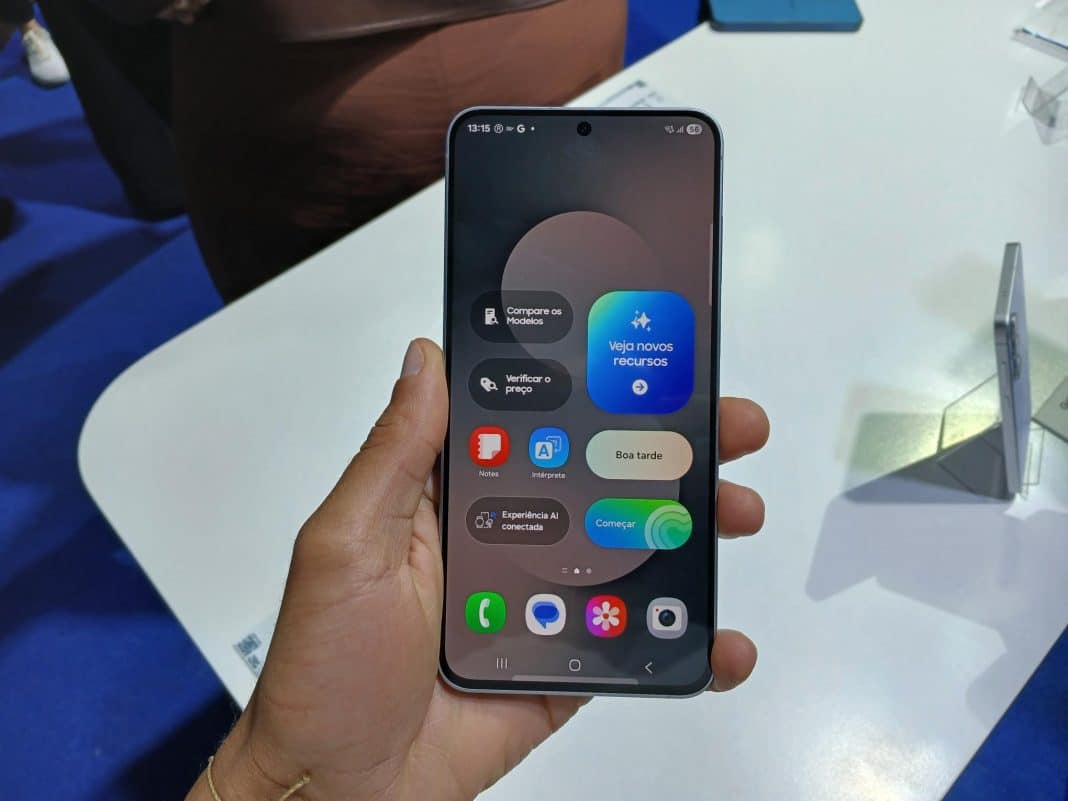 Crise nos chips pode aumentar preço dos celulares, diz Samsung Crise nos chips pode aumentar preço dos celulares, diz Samsung