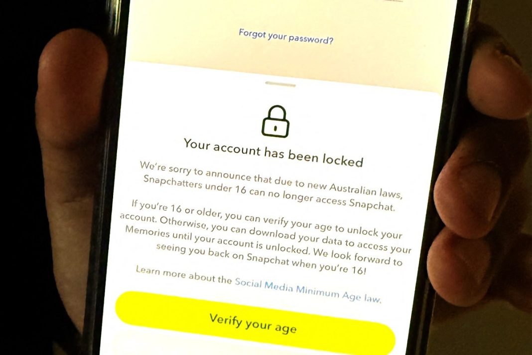 Egito quer restringir acesso de crianças a redes socias para combater 'caos digital'