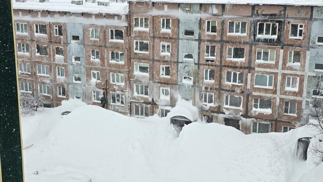 Vídeos de IA circulam como se fossem nevasca de Kamchatka, na Rússia