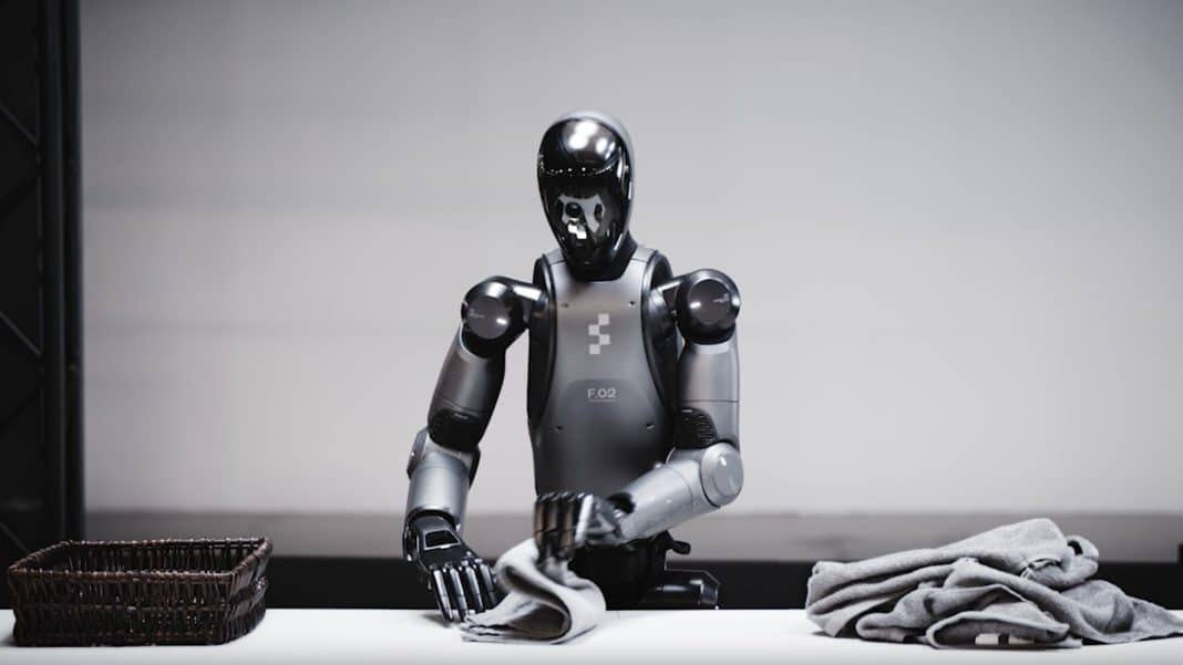 'Temos dados suficientes para robôs terem raciocínio muito rápido', diz 'Temos dados suficientes para robôs terem raciocínio muito rápido', diz diretor brasileiro da Nvidia