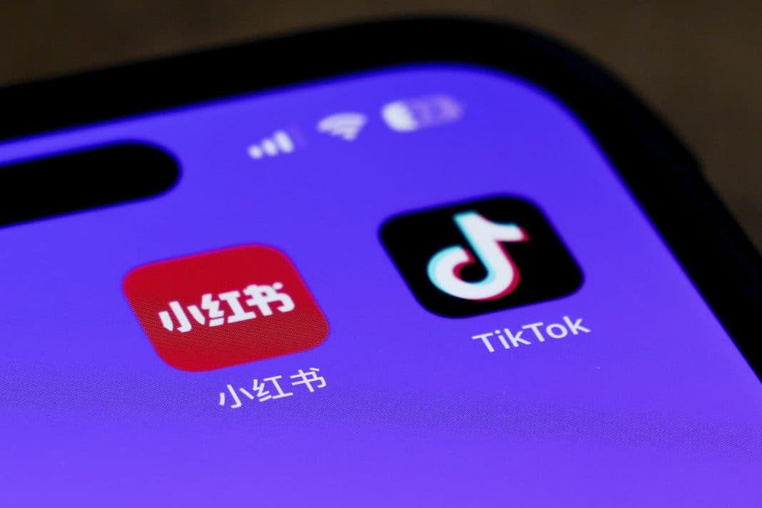 Como TikTok rastreia o que você faz na internet Como TikTok rastreia o que você faz na internet