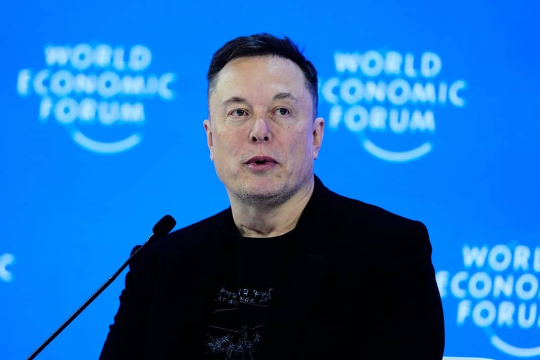 Elon Musk se torna a primeira pessoa a superar US$ Elon Musk se torna a primeira pessoa a superar US$ 800 bilhões em patrimônio