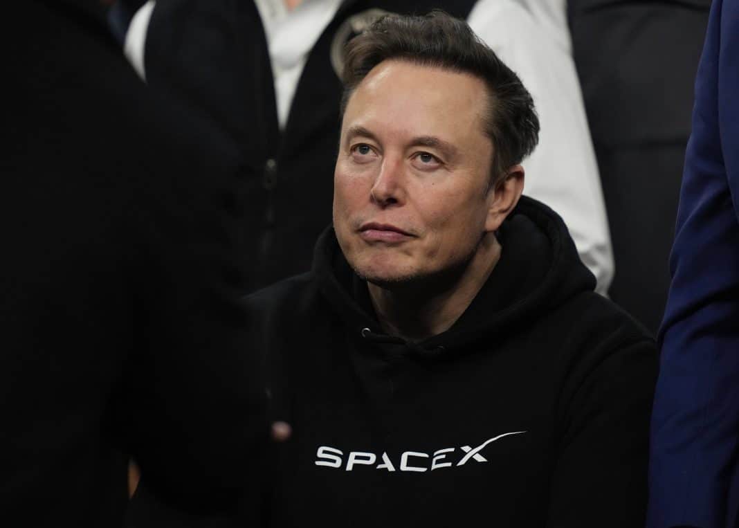 Musk quer levar data centers ao espaço, mas especialistas veem grandes obstáculos