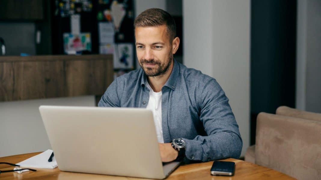 Notebooks com até 30% OFF no Mercado Livre: grandes marcas Notebooks com até 30% OFF no Mercado Livre: grandes marcas em oferta por tempo limitado