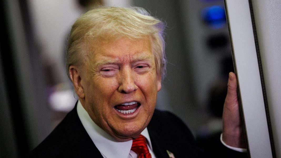 Trump ordena fim do Claude, IA da Anthropic, no governo dos EUA