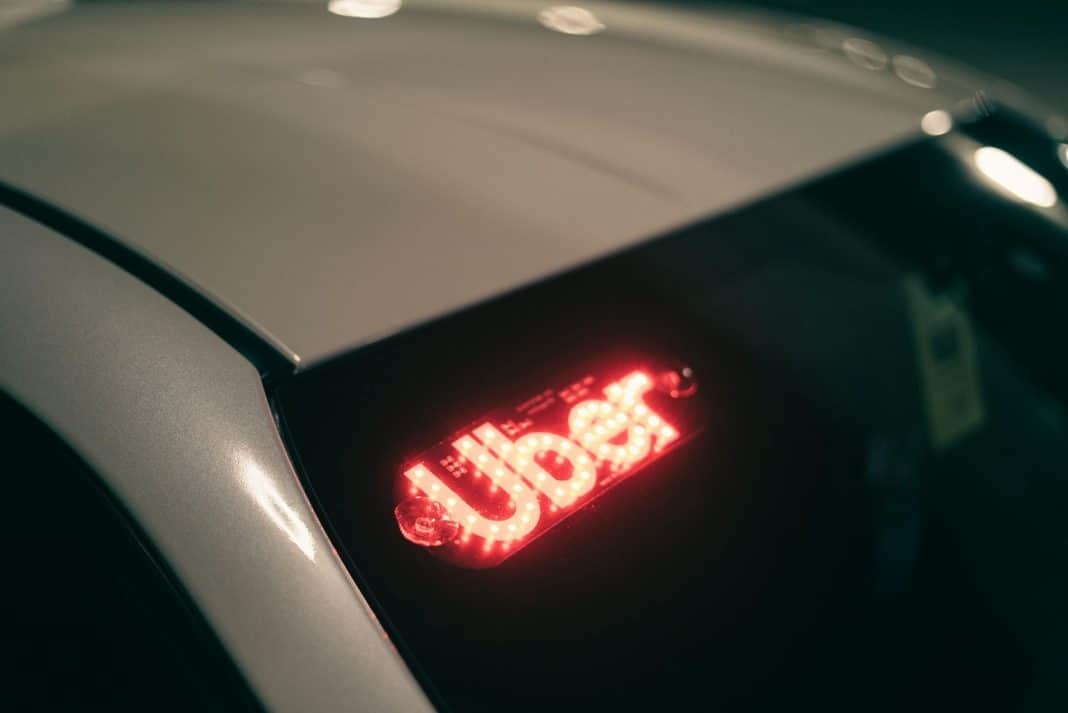 Uber é condenada a pagar quase R$ 45 milhões por agressão sexual cometida por motorista