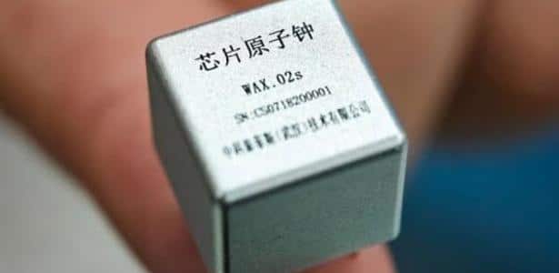 Dispositivo chinês do tamanho de uma unha pode mudar uso China desenvolve relógio atômico minúsculo que pode revolucionar drones militares