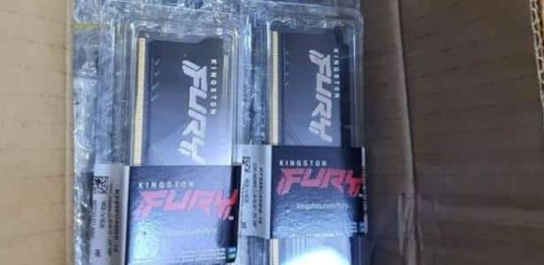 Homem compra lixo na Amazon por R$ 525 e recebe Usuário recebeu 40 módulos de RAM DDR5 nos paletes de devolução da Amazon