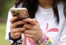 Indonésia proibirá acesso às redes sociais a menores de 16 anos Indonésia proibirá acesso às redes sociais a menores de 16 anos