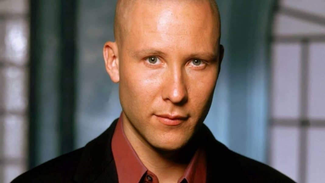 Por Onde Anda Michael Rosembaum, o Lex Luthor de Smallville? Por Onde Anda Michael Rosembaum, o Lex Luthor de Smallville?