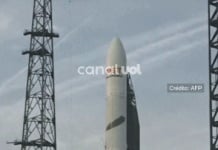 Blue Origin aterrissa pela primeira vez foguete com propulsor reutilizado Acesse pelo celular