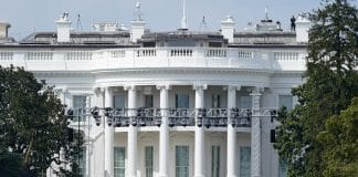 EUA acusam China de roubar tecnologia de IA de laboratórios americanos EUA acusam China de roubar tecnologia de IA de laboratórios americanos