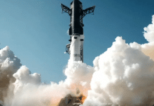 EUA suspendem lançamentos da Starship durante investigação sobre falha 22.mai.2026 - A espaçonave Starship e o foguete Super Heavy decolam