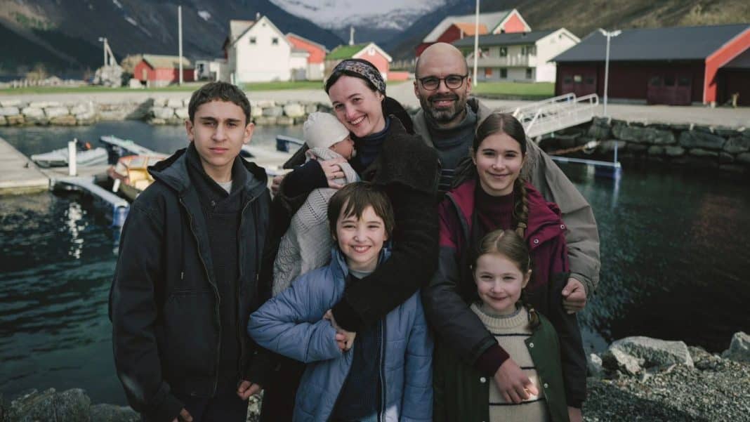 Palma de Ouro em Cannes vai para longa com atriz Palma de Ouro em Cannes vai para longa com atriz de Valor Sentimental e protagonista da Marvel