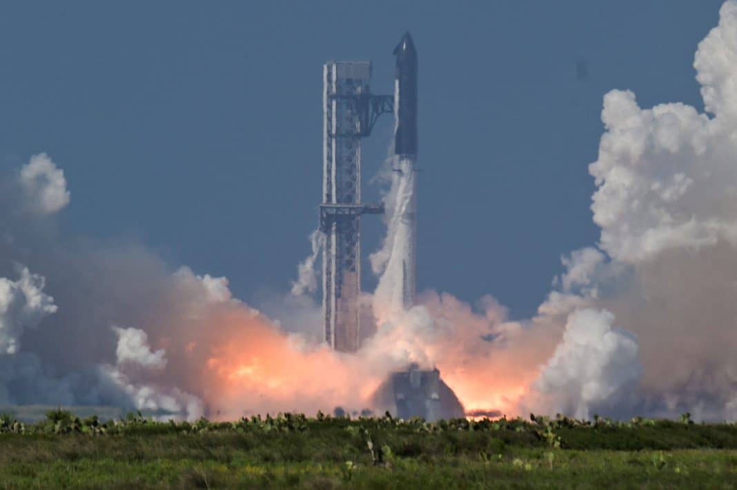 SpaceX completa 12º voo da Starship, maior nave do mundo; SpaceX completa 12º voo da Starship, maior nave do mundo; veja como foi a missão
