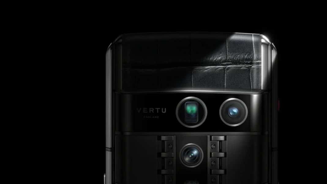 Vertu: conheça o histórico misterioso da marca de celular utilizada por Virgínia