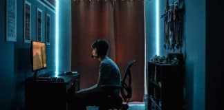 ANPD monitora sites pornôs para checar bloqueio a menores ECA Digital exige que sites e plataformas com conteúdo adulto tenham sistemas de verificação de idade