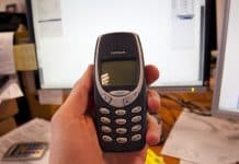 Como era o 'Nokia tijolão', celular mais popular do país na última vez que o Brasil ganhou a Copa Como era o 'Nokia tijolão', celular mais popular do país na última vez que o Brasil ganhou a Copa