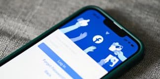 Facebook usará IA para sugerir colagens de fotos da sua galeria Facebook usará IA para sugerir colagens de fotos da sua galeria