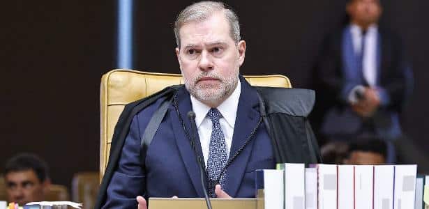 Toffoli vota por obrigar plataformas a manter sede e representante Ministro Dias Toffoli em sessão plenária no STF