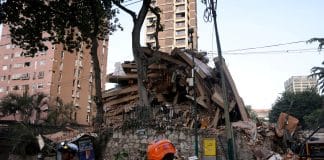 Venezuelana recebeu alerta no celular segundos antes de sentir tremor Venezuelana recebeu alerta no celular segundos antes de sentir tremor