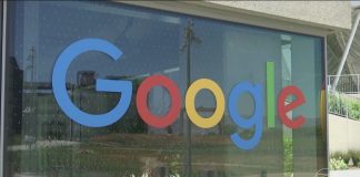 Google é multado em US$ 1 bilhão pela União Europeia e tenta evitar novas sanções Google é multado em US$ 1 bilhão pela União Europeia e tenta evitar novas sanções