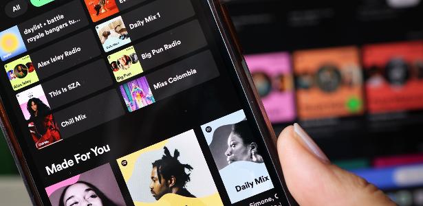 Spotify remove plays após suspeita de manipulação por apostas Interface do app Spotify