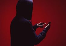 UE permite que plataformas escaneiem conversas para combater abuso sexual União Europeia permitirá que plataformas possam escanear conversas em tentativa de combater crimes sexuais