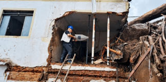 ‘Caçador de sinal pirata’ vira esperança em terremoto venezuelano ‘Caçador de sinal pirata' vira esperança em terremoto venezuelano