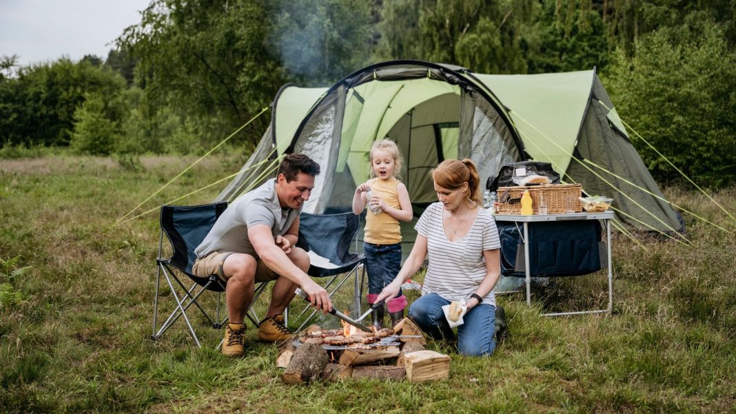 10 gadgets inteligentes para melhorar seu acampamento