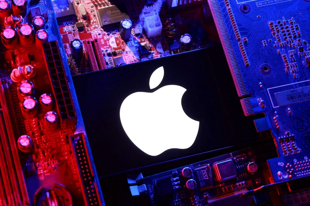 Apple pede liminar contra dona do ChatGPT por suposto uso Apple pede liminar contra dona do ChatGPT por suposto uso de segredos comerciais