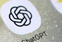 ChatGPT vai momorizar atividade em todos os apps e sites do computador Ícone do ChatGPT, o chatbot da OpenAI, em tela de smartphone