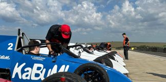 Logitech transforma jogadores em pilotos no G Racing Series, competição ao estilo Fórmula 1 Logitech transforma jogadores em pilotos no G Racing Series, competição ao estilo Fórmula 1