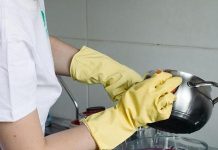 Panela de inox amarelada? Veja como recuperar brilho sem palha de aço A forma de usar a panela também interfere na conservação do inox
