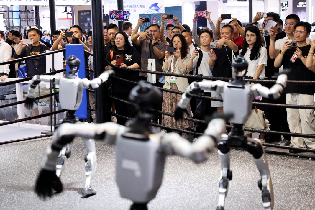 Robôs que dançam e trabalham: gigante chinesa estreia na bolsa Robôs que dançam e trabalham: gigante chinesa estreia na bolsa