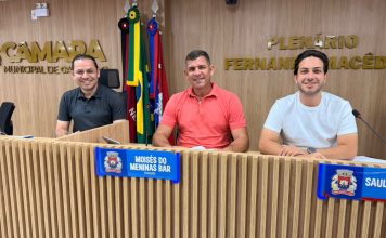 Comissão de Desenvolvimento Urbano analisa projetos durante reunião na Câmara de Cabedelo