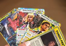 Candidato Nikolas Ferreira usa cartas estilo Pokémon TCG em campanha eleitoral; é ilegal? Candidato Nikolas Ferreira usa cartas estilo Pokémon TCG em campanha eleitoral; é ilegal?
