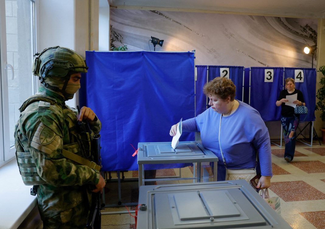 Eleições legislativas da Rússia são alvo de ataque hacker Eleições legislativas da Rússia são alvo de ataque hacker